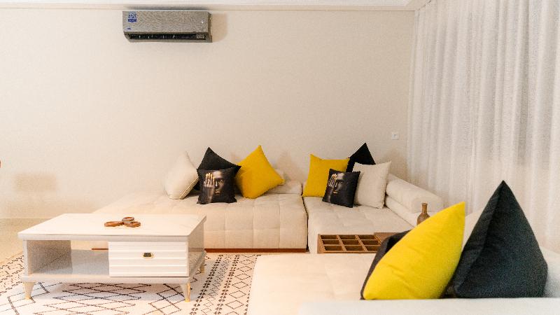 Golden Sky Home - Oda