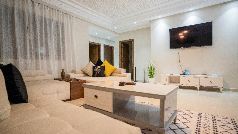 Golden Sky Home - Oda