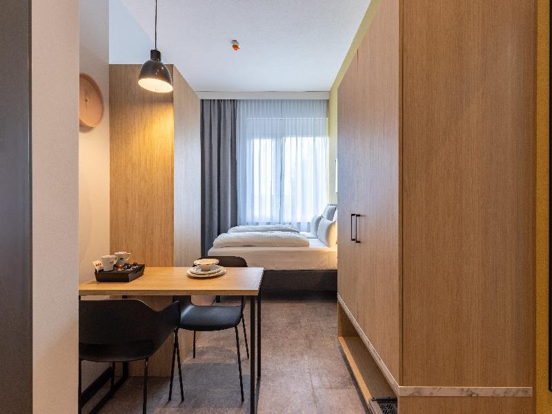 Candlewood Suites Berlin Airport - Oda