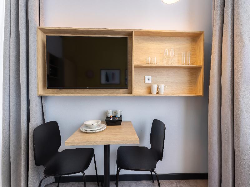 Candlewood Suites Berlin Airport - Oda