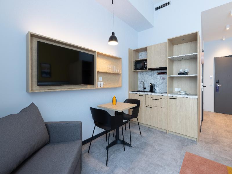 Candlewood Suites Berlin Airport - Oda