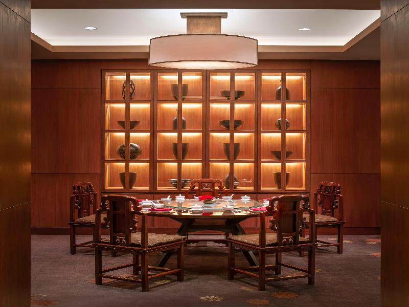 Conrad Bangkok Residences - Restoran