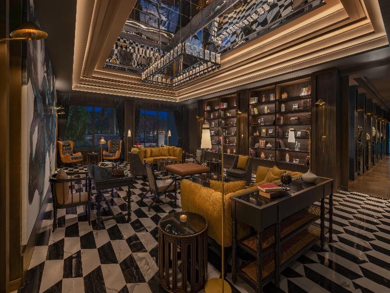 Kahavadi Chiang Rai, Curio Collection by Hilton - Bar