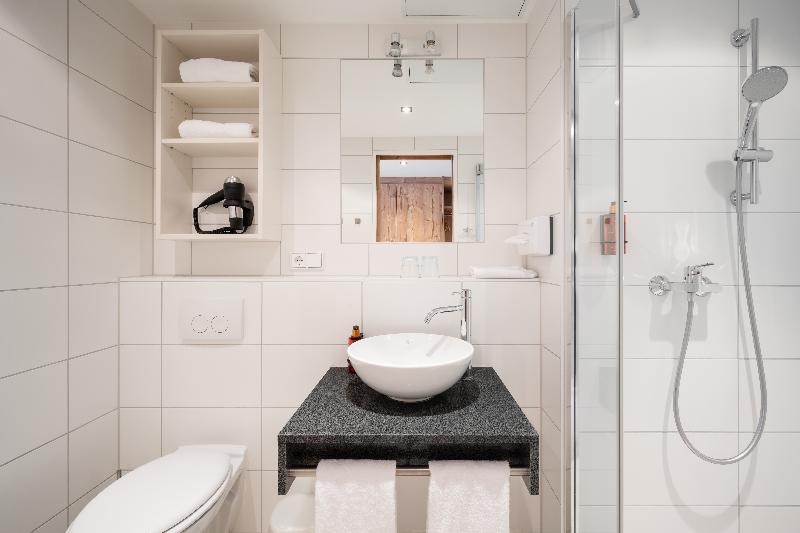 Snooze Apartments Holzkirchen - Oda