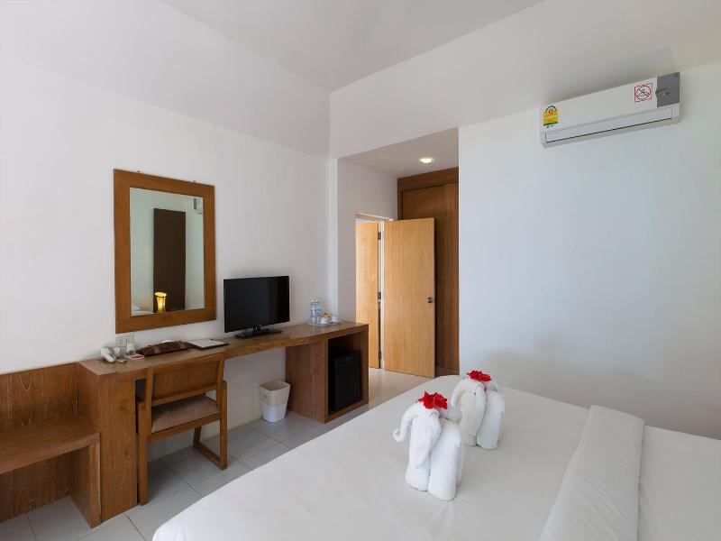 Phi Phi Bayview & Premier Resort - Oda