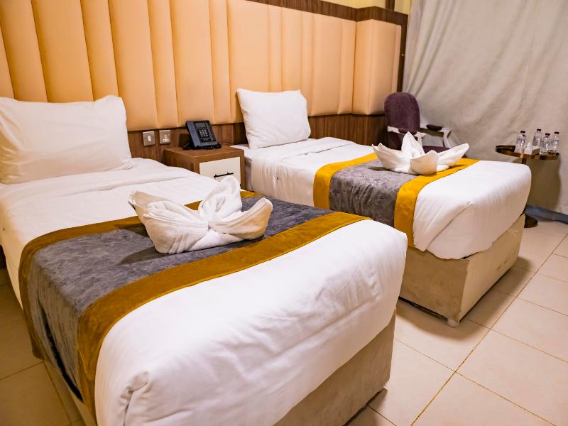 Diyafa Al Mukhtara Hotel - Oda