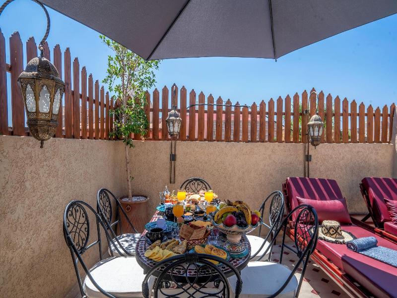 Riad Le Nid Du Fatima - Restoran