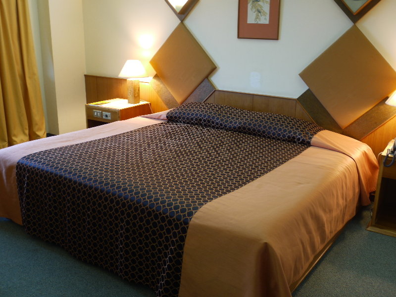 Charoen Hotel fotoÄŸrafÄ±
