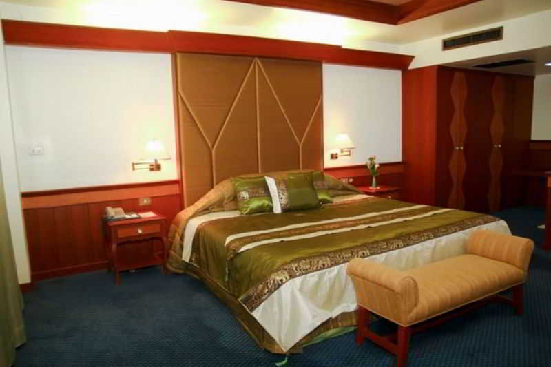 Charoen Hotel fotoÄŸrafÄ±