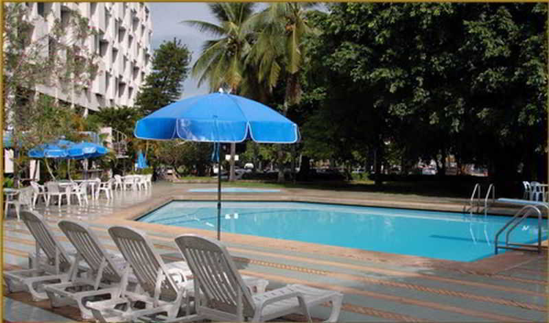 Charoen Hotel fotoÄŸrafÄ±