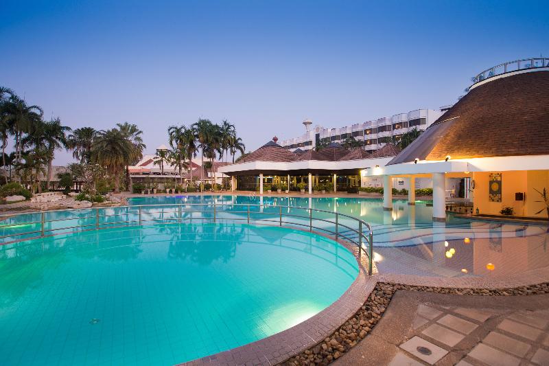 The Imperial Hotel and Convention Centre Phitsanul - Havuz