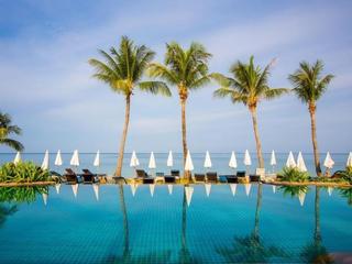 Lanta Casuarina Beach Resort fotoÄŸrafÄ±