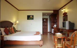 Lanta Casuarina Beach Resort fotoÄŸrafÄ±