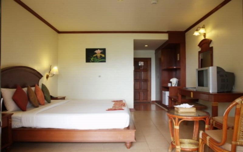 Lanta Casuarina Beach Resort - Oda