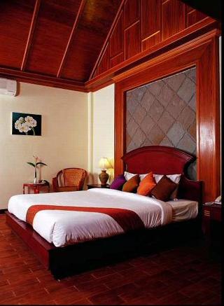 Lanta Casuarina Beach Resort fotoÄŸrafÄ±