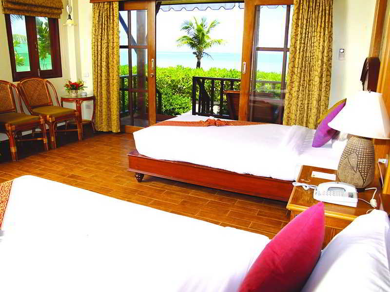 Lanta Casuarina Beach Resort fotoÄŸrafÄ±