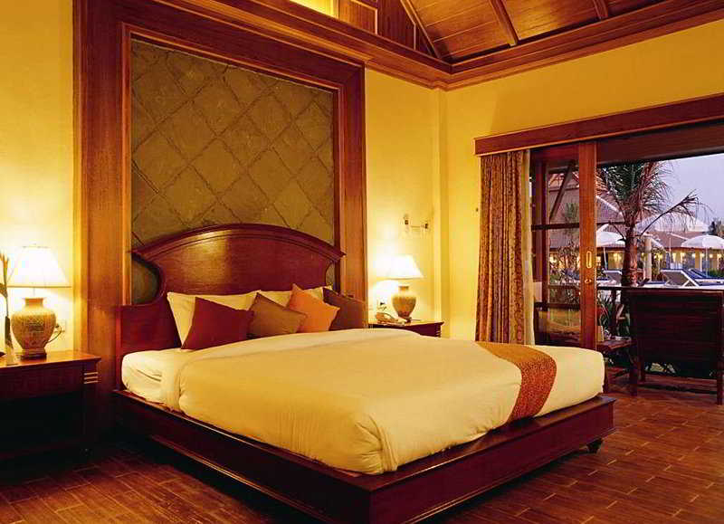 Lanta Casuarina Beach Resort fotoÄŸrafÄ±