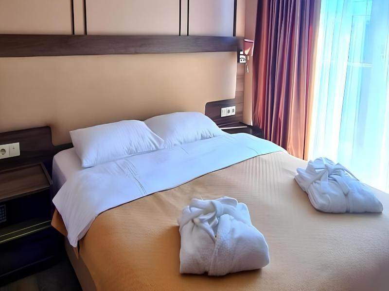 Sunset Residence & Hotel Batumi - Oda