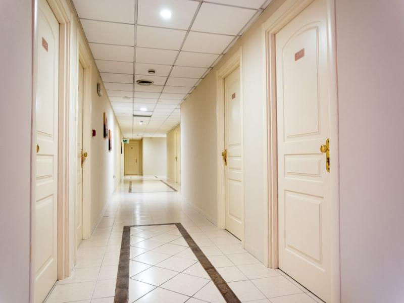 Hotel Almas - Lobi