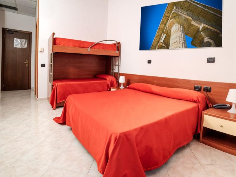 Hotel Almas - Lobi