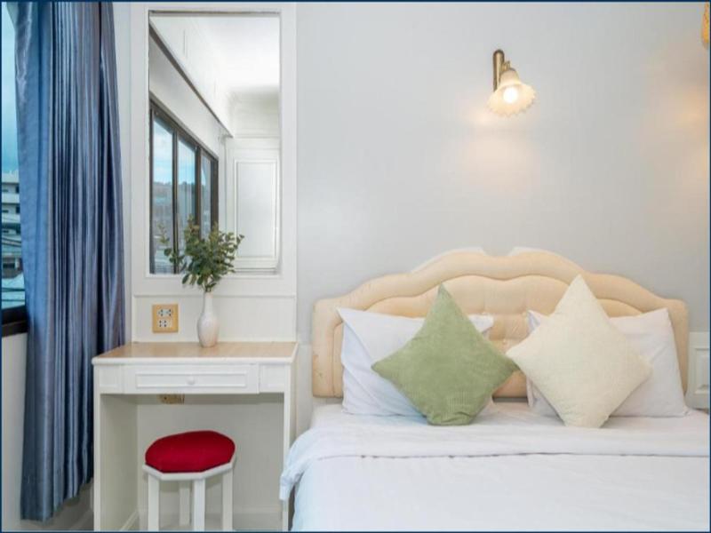 Patong Social Hotel & Restaurant - Oda
