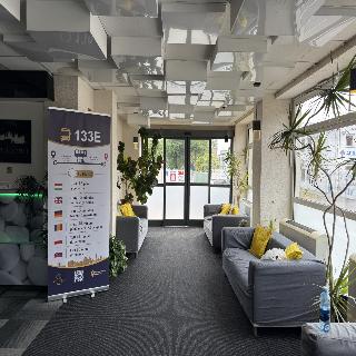 Free Parking,free Breakfast, 15 Min To City Center otel fotoğrafı