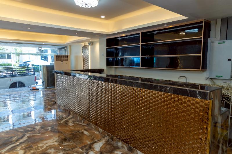 Sea Inn Pattaya - Lobi