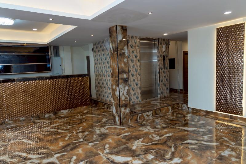 Sea Inn Pattaya - Lobi