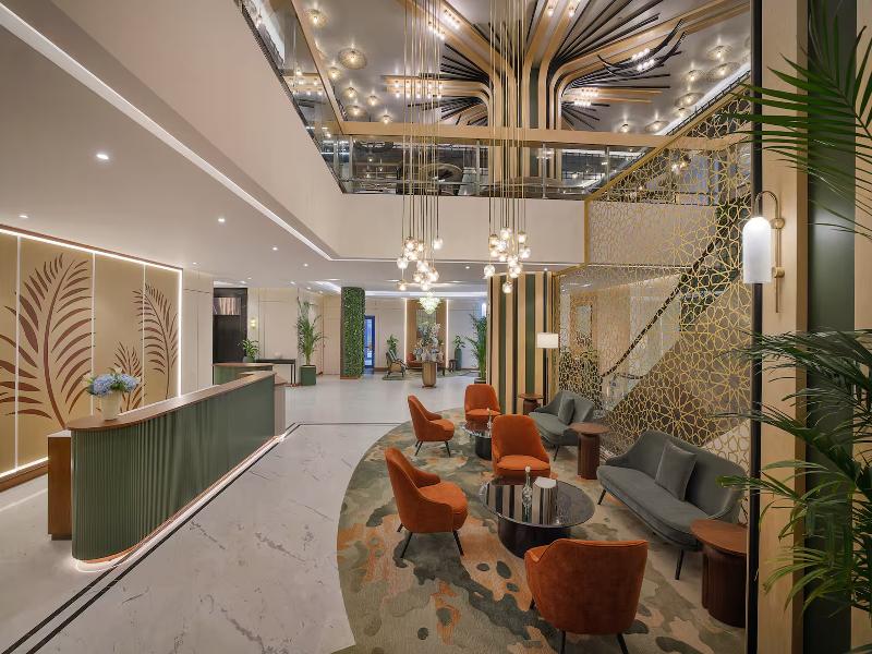 Diyar Ajwa, Tapestry Collection by Hilton - Lobi