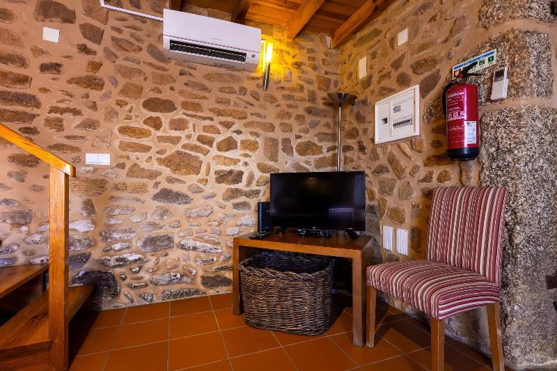 Raízes Da Vinha – Mountain Hotel, Serra Da Estrela - Oda