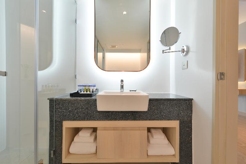 Centre Point Plus Hotel Pratunam - Oda
