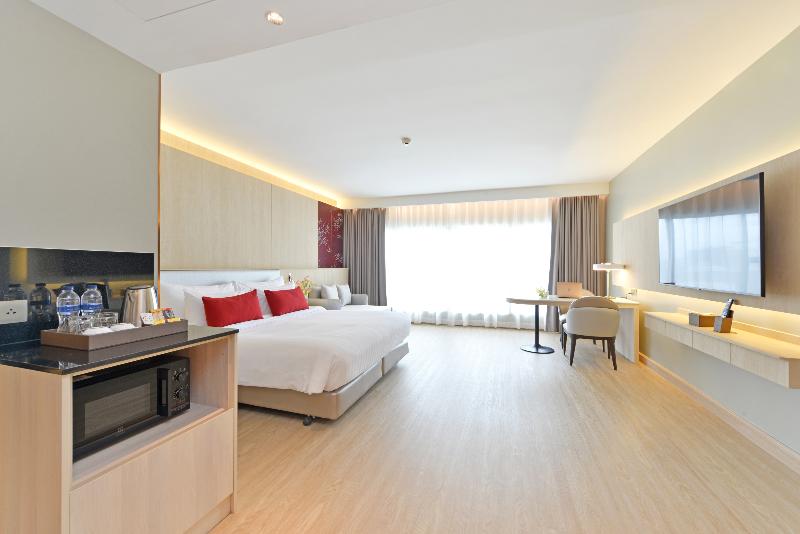Centre Point Plus Hotel Pratunam - Oda
