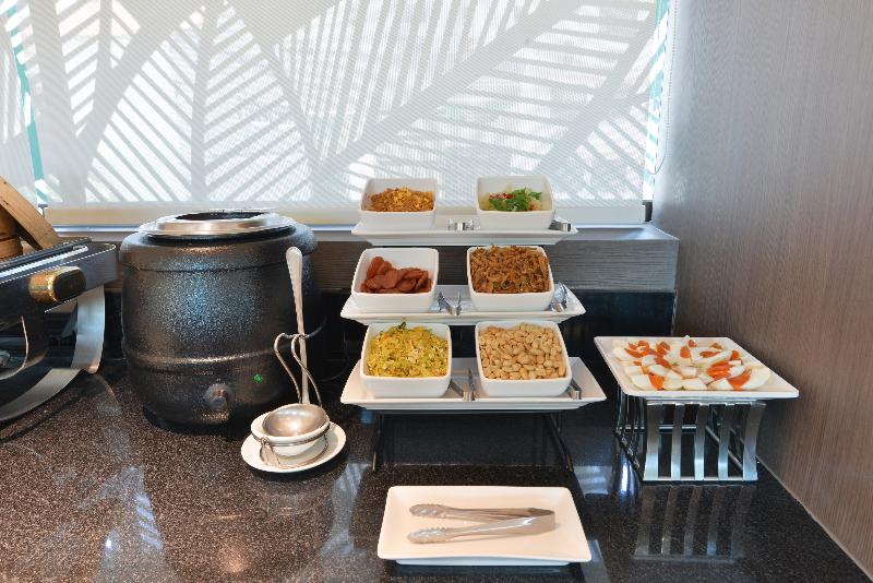 Centre Point Plus Hotel Pratunam - Restoran