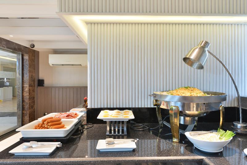 Centre Point Plus Hotel Pratunam - Restoran