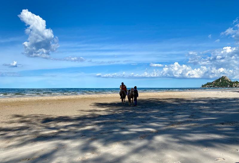 Let's Sea Hua Hin AI Fresco Resort - Plaj