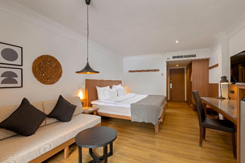 Sunprime Kamala Beach - Oda