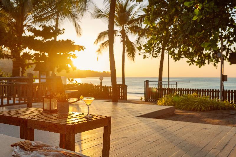 Sunprime Kamala Beach - Teras