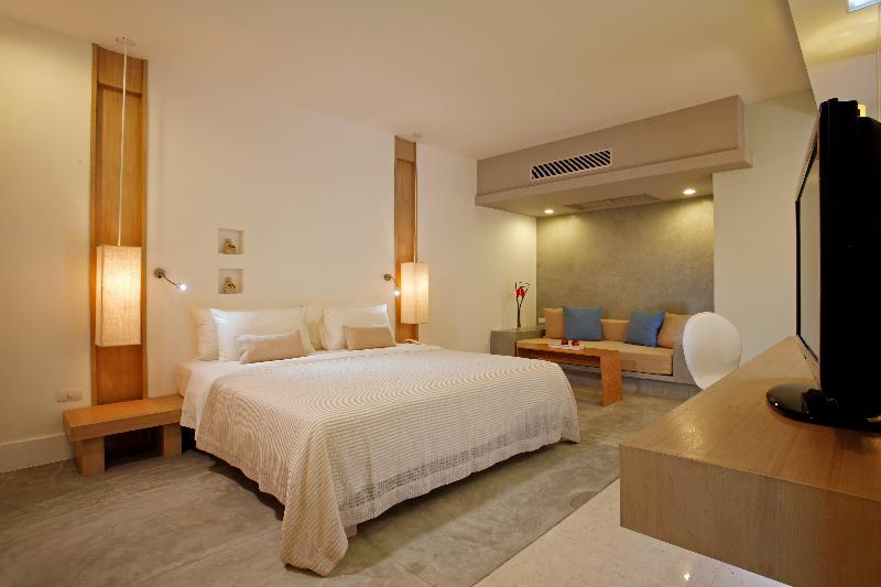 Ramada by Wyndham Phuket Southsea - Oda