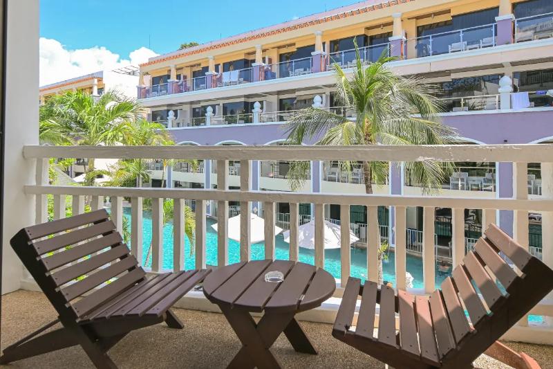 Ramada by Wyndham Phuket Southsea - Oda