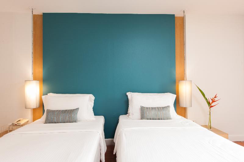 Ramada by Wyndham Phuket Southsea - Oda