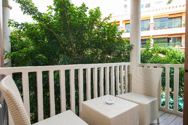Ramada by Wyndham Phuket Southsea - Oda