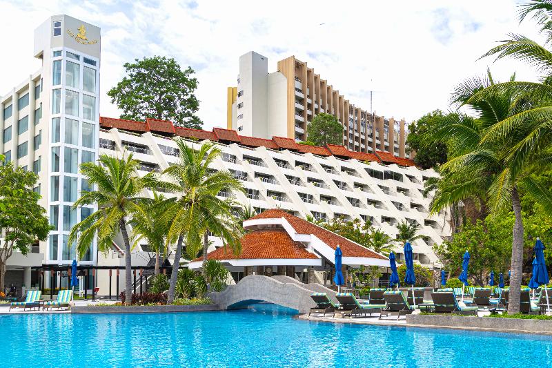 Royal Wing Suites and Spa - Havuz