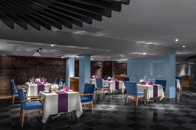 Royal Wing Suites and Spa - Restoran