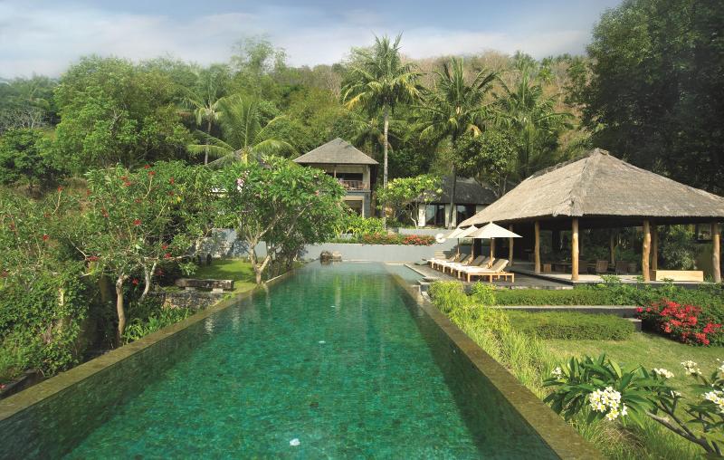 Qunci Villas Senggigi Lombok - Oda