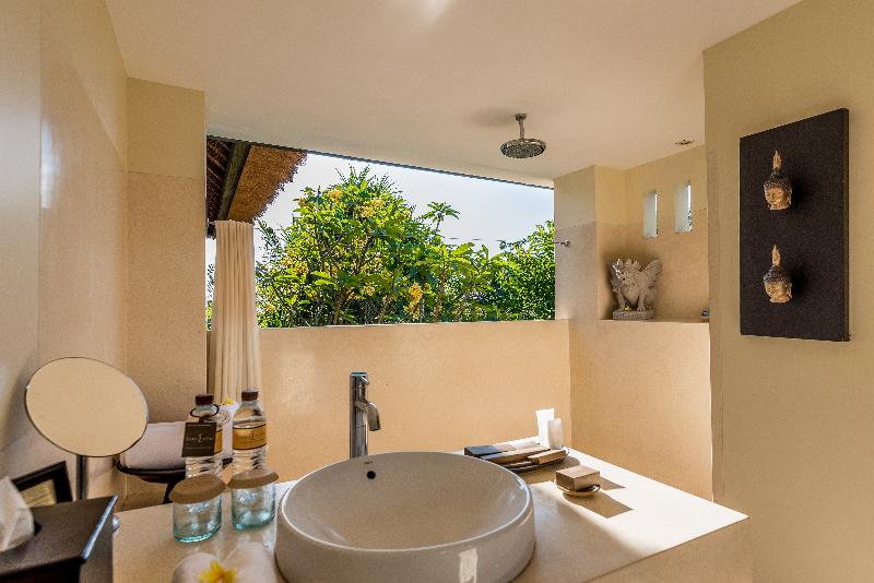 Qunci Villas Senggigi Lombok - Oda