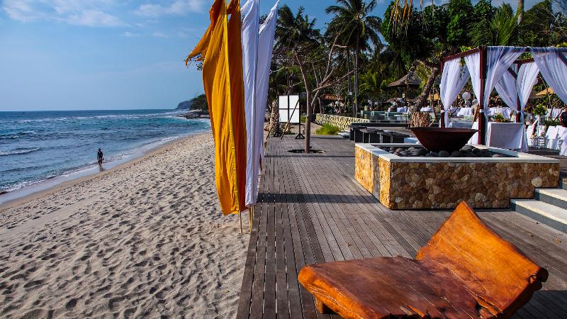 Qunci Villas Senggigi Lombok - Plaj