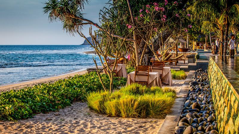 Qunci Villas Senggigi Lombok - Plaj