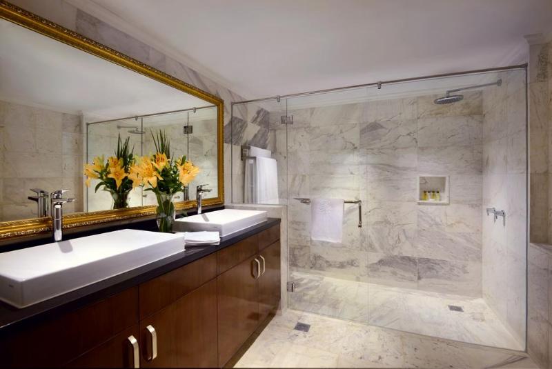 The Sultan Hotel & Residence Jakarta - Oda