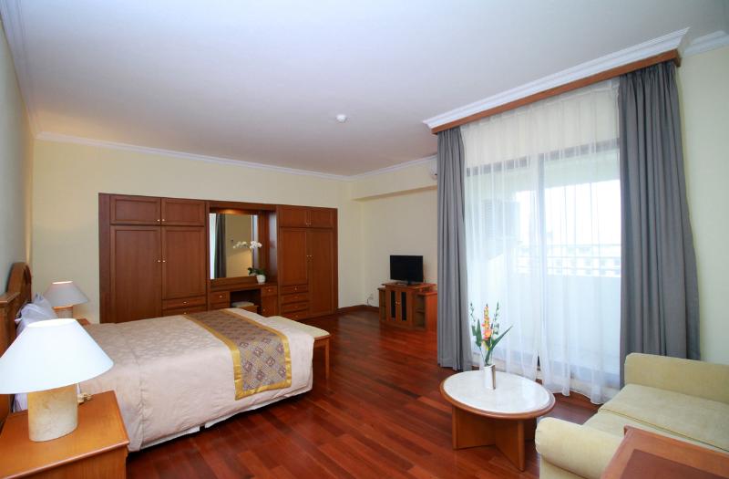 The Sultan Hotel & Residence Jakarta - Oda