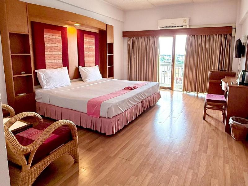Pailyn Phitsanulok Hotel - Oda